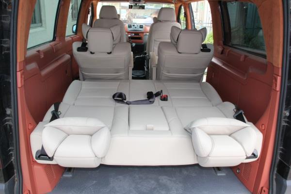 VIP bus seats.jpg VIP bus seats.jpg